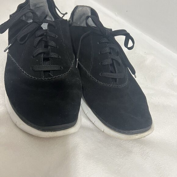 Vionic Women's Taylor Sneaker Size 9.5 Black Suede Lace Up Walking Shoe Comfy - Picture 3 of 9